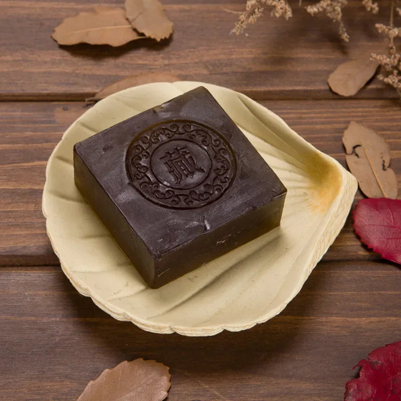 Tibetan Herbal Black Soap – Handmade Natural Face & Body Bar with Ginseng, Saffron & Blue Lotus, Anti-Acne & Moisturizing